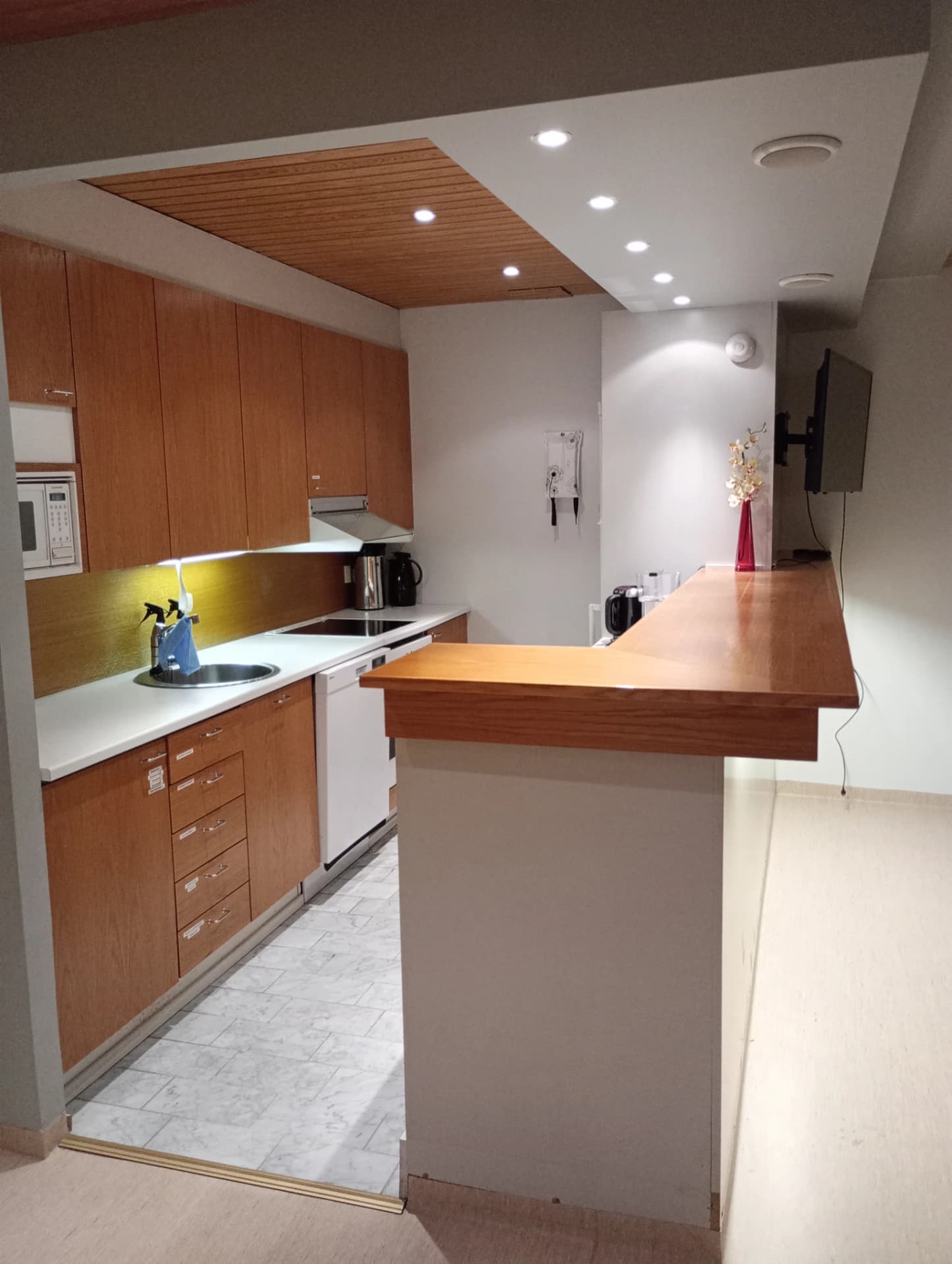 Saunatila Lounatuulet Yhteisötalon takkahuone Tammi, Turku, kuva 2/2