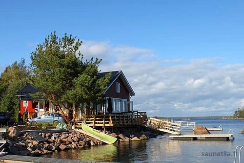 Rantakari mökki